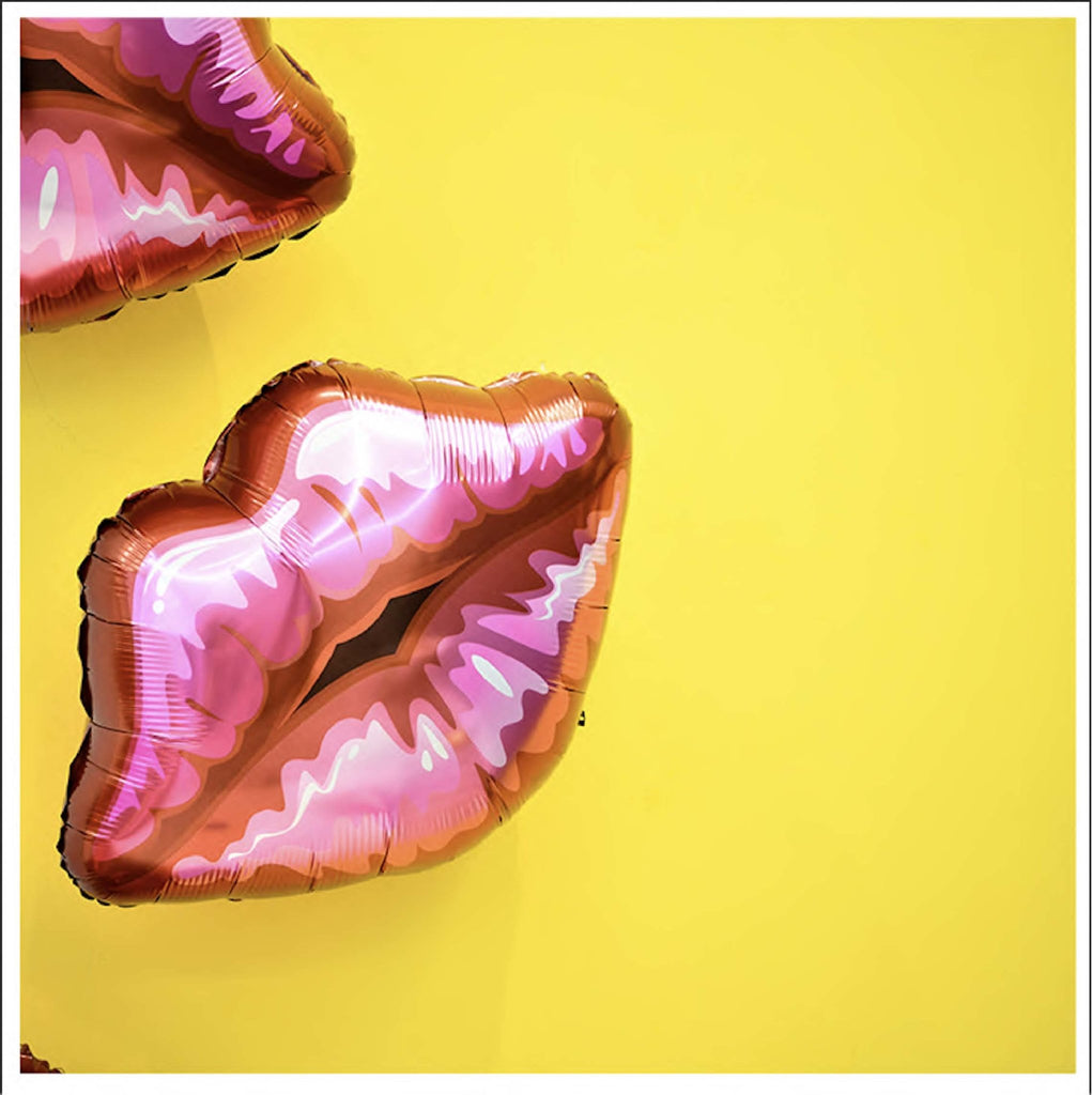 Kissy Lips Balloon - PARTY LOOP